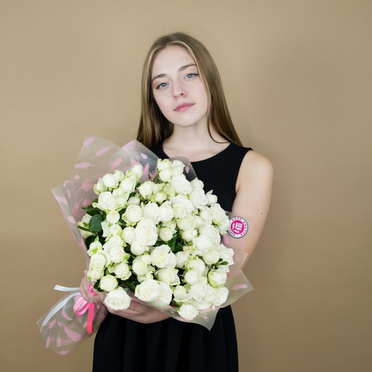 Розы кустовые белые (Артикул  672kl)