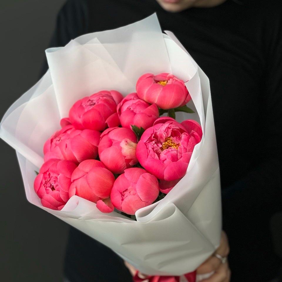 Букет с пионами 9 шт (код товара  27720)